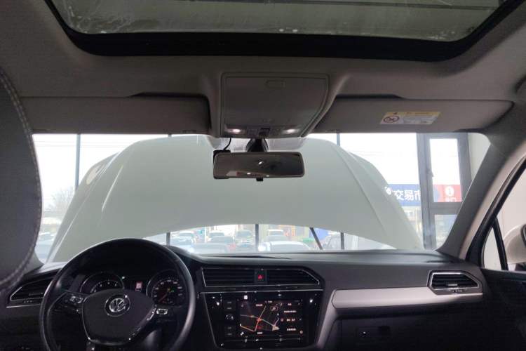 Used Volkswagen Tiguan L 2019 330TSI Automatic Two-Wheel Drive Panoramic Comfort Edition China VI Standard