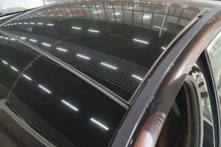 Used Mercedes-Benz E-Class 2016 E 300 L Stylish Model
