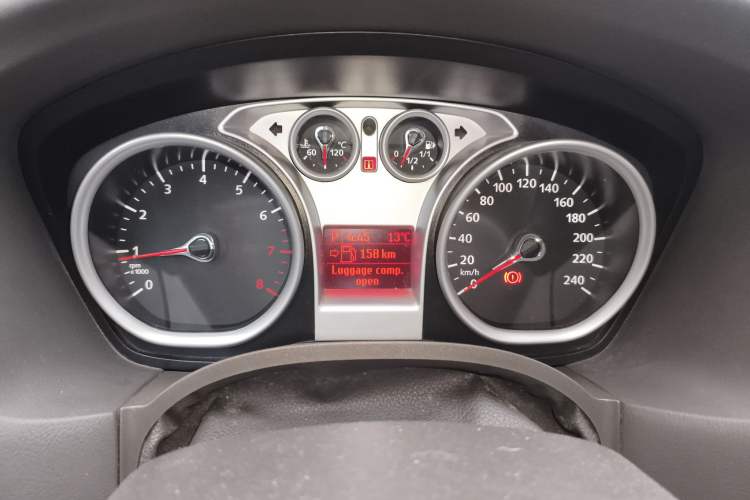 Used Ford Focus 2013 Hatchback Classic 1.8L Automatic Fashion Edition
