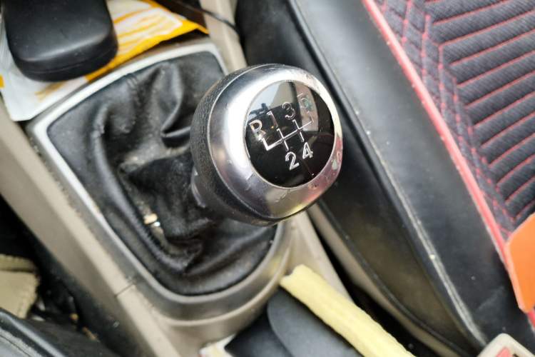 Used Hyundai Verna (older generation) 2014 1.4L Manual Smart GLS Trim