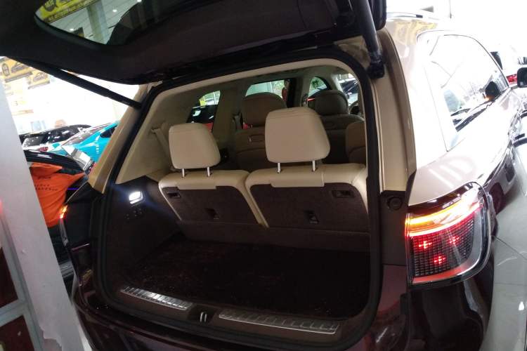 Used Hima AITO M9 2025 Extended-Range Ultra Version 52 kWh 6-Seater