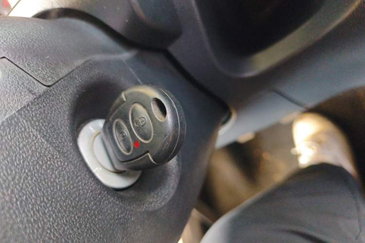 Used Chery QQ 2013 1.0L Manual Happy Edition