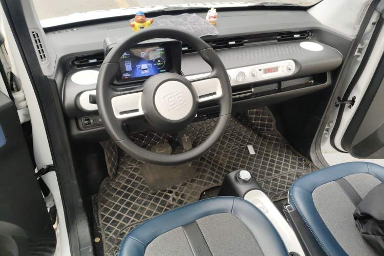 Used Wuling Hongguang MINIEV 2022 GAMEBOY 200km Gaming Edition with Lithium Iron Phosphate