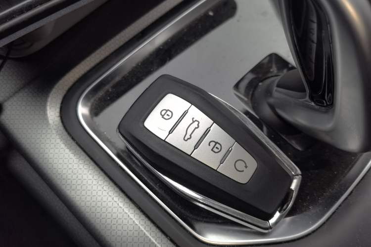 Used Geely Auto Haoyue 2020 1.8TD DCT Flagship 5-Seater Interior 1