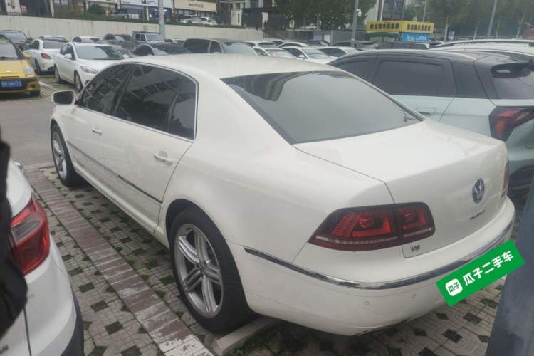 Used Volkswagen Phaeton 2012 3.6L Deluxe Custom Edition
