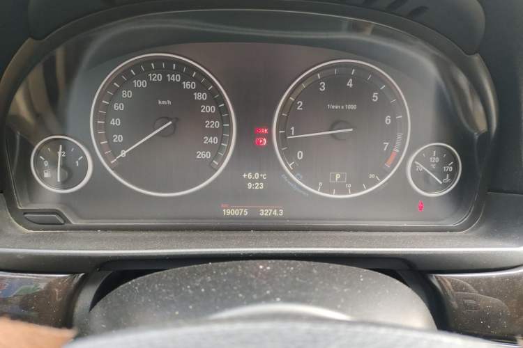 Used BMW 5 Series 2013 525Li Luxury Model