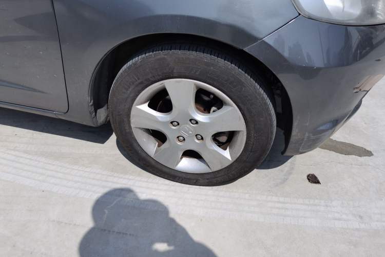 Used Honda Fit 2008 1.5L automatic luxury edition
