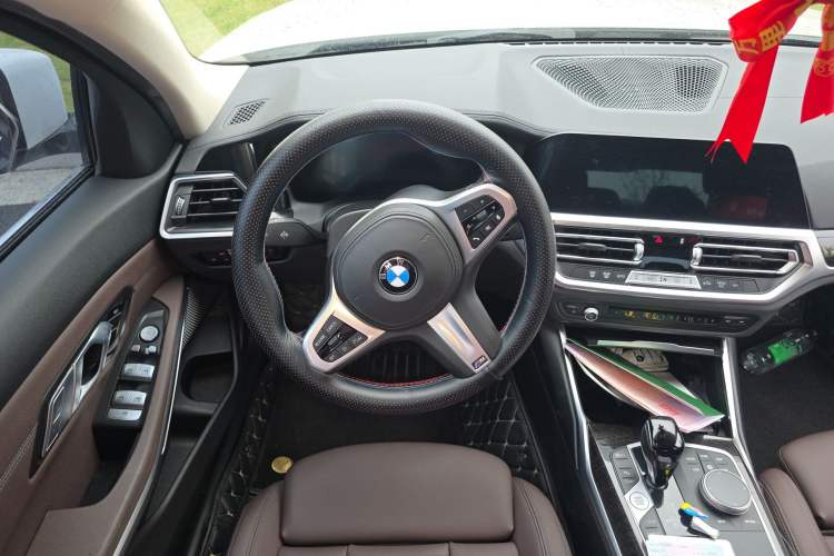 Used BMW 3 Series 2021 Restyled 325Li M Sport Package Steering Wheel