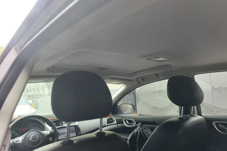 Used Nissan Sylphy 2021 Classic 1.6XL CVT Luxury Edition Headliner