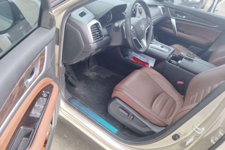 Used Honda UR-V 2017 370TURBO 2WD Prestige Edition China V