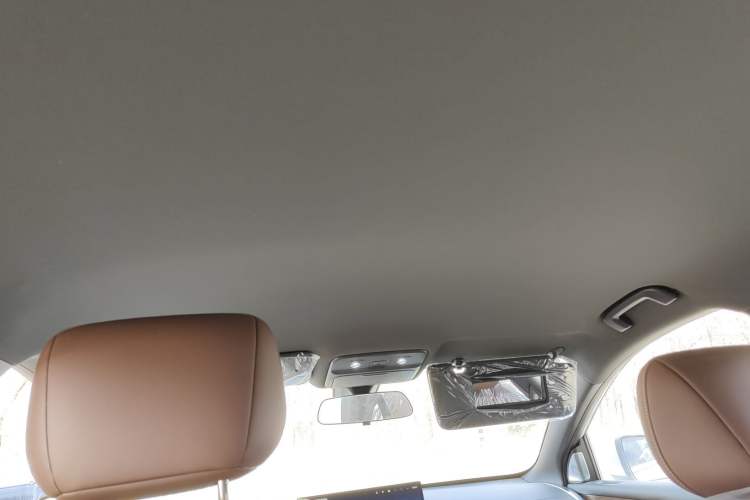 Used Wuling Xingguang S 2025 Model, 130km Leading Edition
