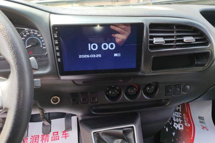 Used JMC Transit 2021 2.8T Space King Standard Version Short Wheelbase Mid-Height Roof 6-Seater Diesel Euro VI JX493