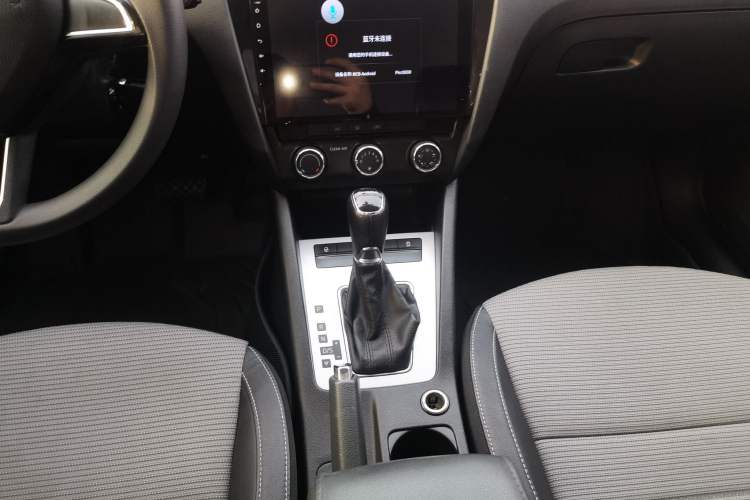 Used Skoda Octavia 2017 1.6L Automatic Chuanxing Edition