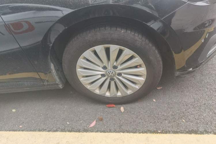 Used Volkswagen Lavida 2019 1.5L Automatic Comfort Edition China VI Standard
