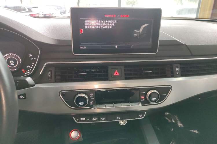 Used Audi A4L 2018 30th Anniversary Edition 40 TFSI Fashion Model