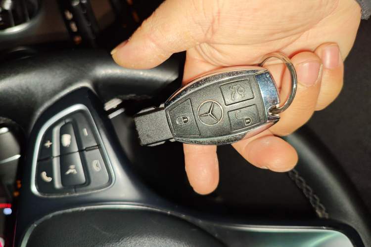 Used Mercedes-Benz GLC 2019 GLC 300 L 4MATIC Dynamic Model