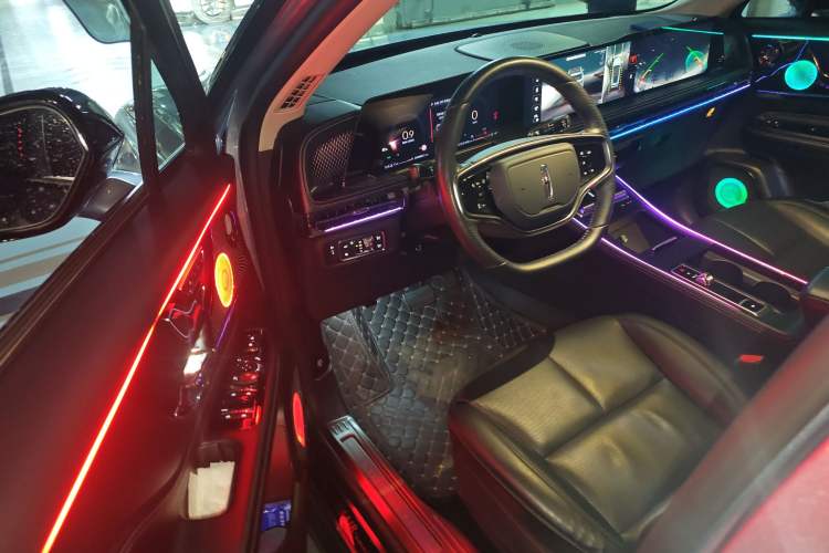 Used Lincoln Corsair 2024 2.0T Two-Wheel-Drive Luxury Edition