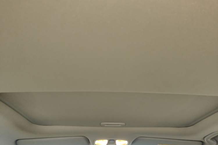 Used Hyundai Sonata 2015 Classic 2.0L Automatic Luxury Edition
