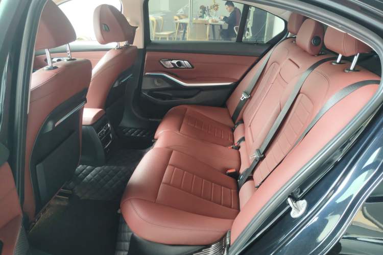 Used BMW 3 Series 2021 Second Facelift 325Li M Sport Package