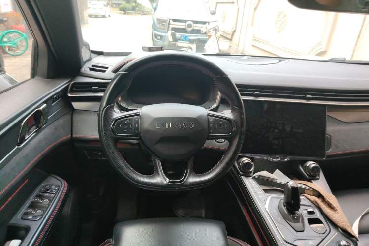 Used Lynk & Co 05 2020 2.0TD Four-Wheel Drive HypeHalo
