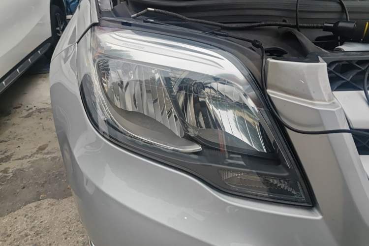 Used Mercedes-Benz GLK-Class 2014 GLK 260 4MATIC Dynamic Model Right Front Headlight