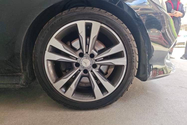 Used Mercedes-Benz E-Class 2015 E 260 L Sport Edition