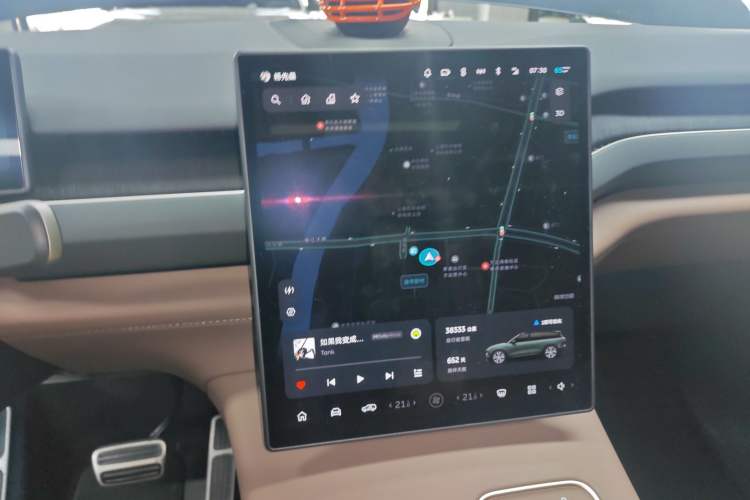 Used Nio ES8 2024 100kWh Signature Edition Audio And AC Panel