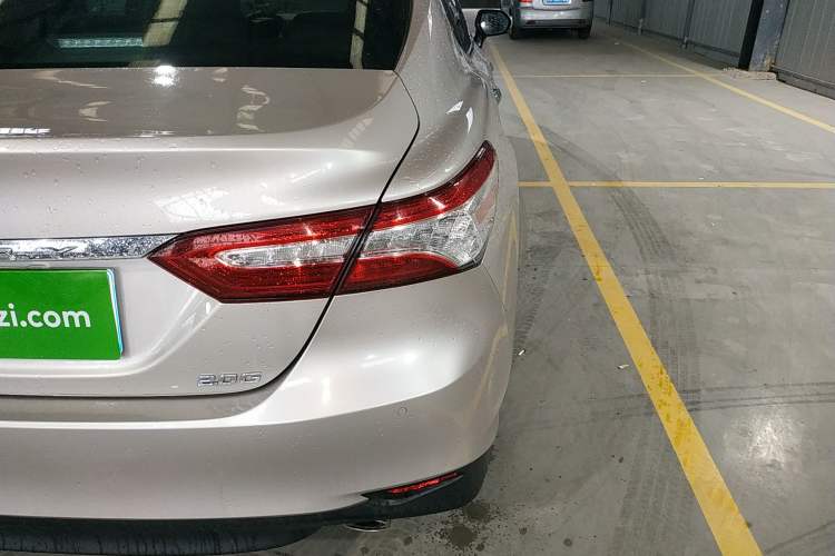 Used Toyota Camry 2021 2.0G Luxury Edition Right Rear Taillight