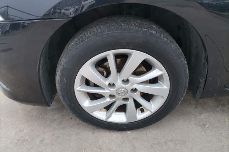 Used Nissan Sylphy 2014 1.6XV CVT Deluxe Edition