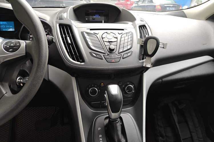 Used Ford Kuga 2013 1.6L GTDi Two-Wheel-Drive Comfort Model