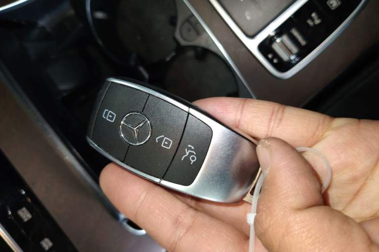 Used Mercedes-Benz GLC 2022 Facelift GLC 260 L 4MATIC Luxury Edition
