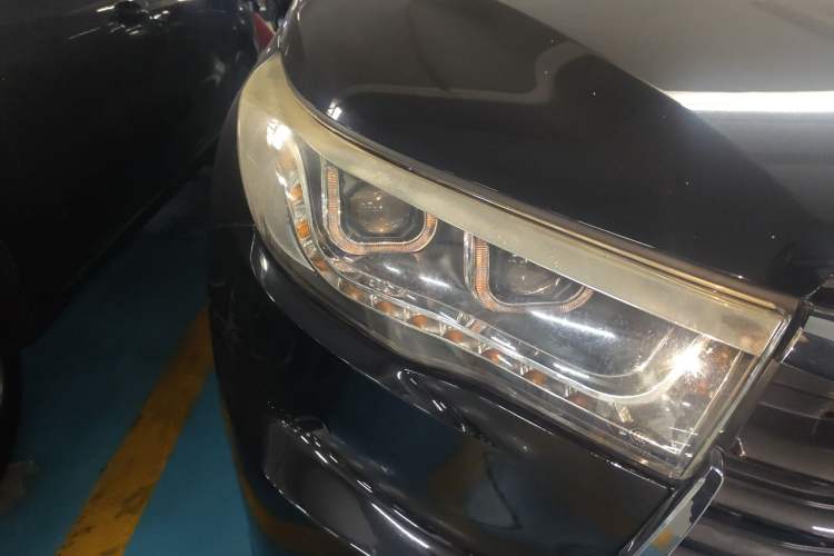 Used Toyota Highlander 2017 2.0T Four-Wheel Drive Luxury Edition 7 Seats