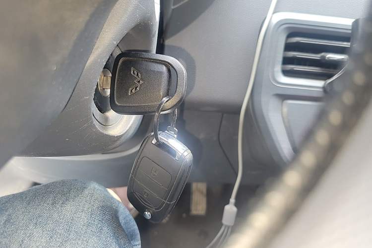 Used Wuling Yangguang 2024 300km Comfort Version with Sealed Windows 60kW
