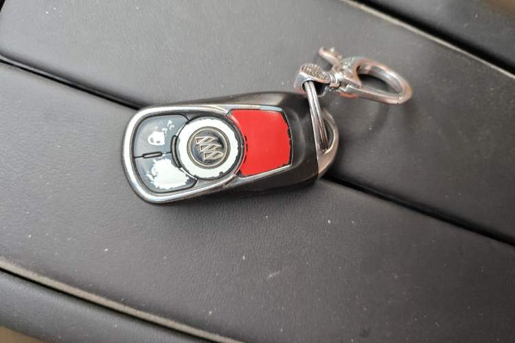 Used Buick GL8 2017 ES 28T Premium Version China V Standard Vehicle Key