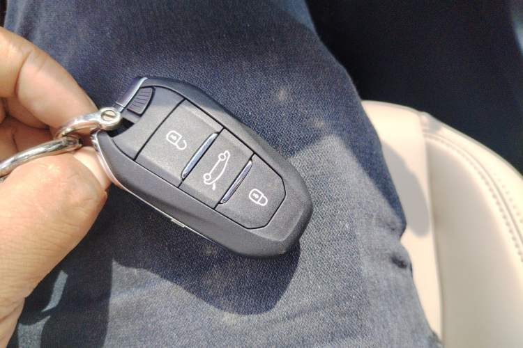 Used Peugeot 408 2022 1.6T Dream Edition
