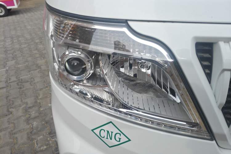 Used Chana Ruixing M60 2025 Model, 1.6L CNG, 120L Gas Cylinder, Comfortable 6-Seater Passenger Van