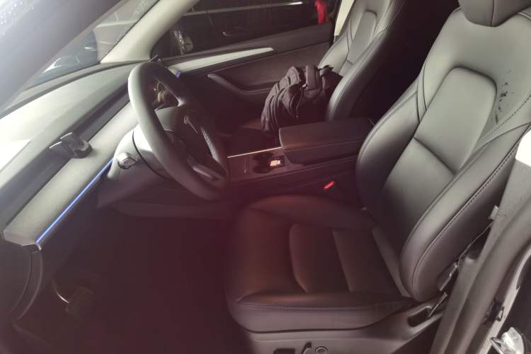 Used Tesla Model Y 2024 Rear-Wheel-Drive Version