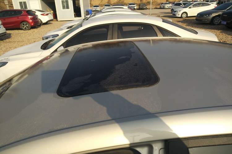 Used Roewe i5 2021 1.5L CVT Diamond Edition
