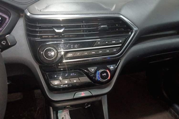 Used CHANGAN Alsvin 2019 1.5L DCT LianDong Cloud Edition
