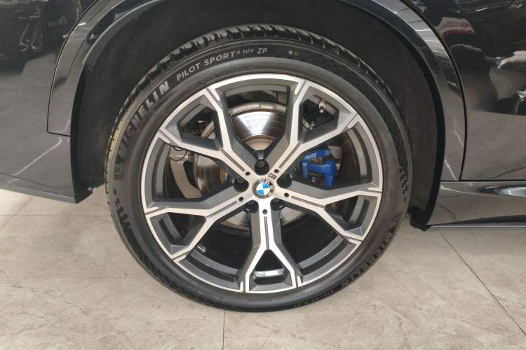 Used BMW X5 2022 xDrive40i Luxury Edition M Sport Package
