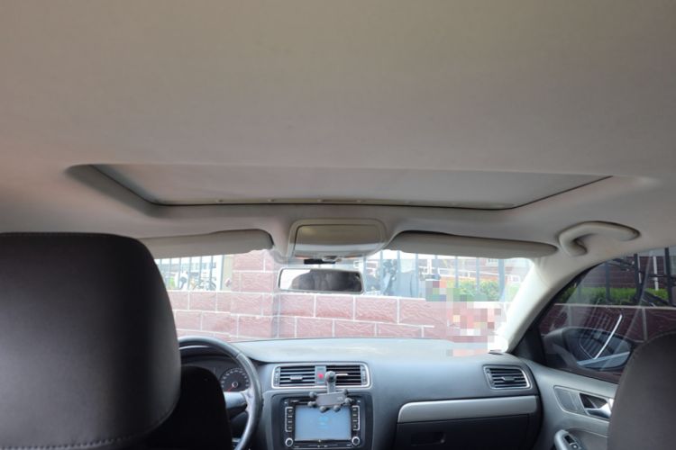 Used Volkswagen Sagitar 2014 1.6L Manual Comfort Model