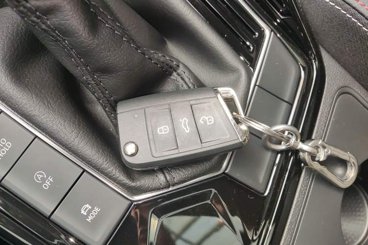 Used Volkswagen Tayron 2020 330TSI Two-Wheel Drive Luxury Smart Connectivity Version