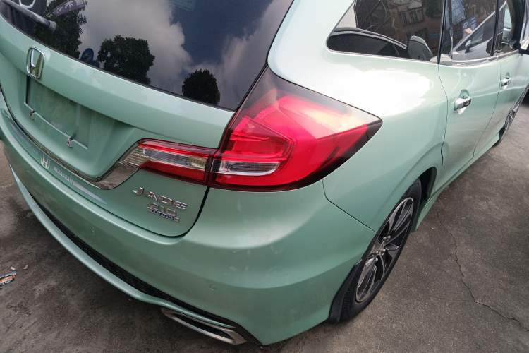 Used Honda Jade 2017 210TURBO CVT Fashion Edition 5-seater