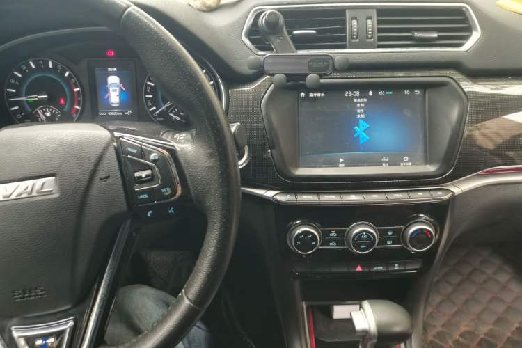 Used Haval H2 2017 Blue Label 1.5T Automatic Two-Wheel Drive Luxury Model