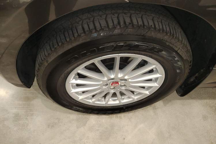 Used Jaguar F-PACE 2018 2.0T Four-Wheel Drive Urban Luxury Edition
