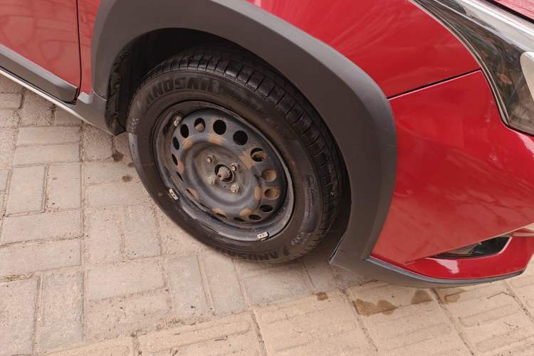 Used Toyota YARiS L Zhi Xuan 2020 X-Trail X 1.5L CVT Leading Edition