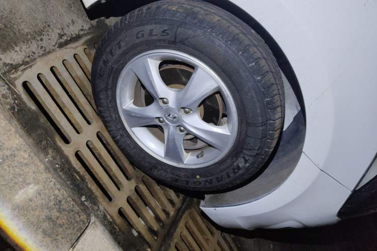 Used Hyundai Verna (older generation) 2014 1.4L Automatic Smart GLS
