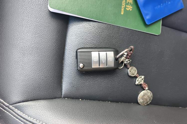 Used Roewe i6 New Energy 2017 45T Hybrid Connect & Smart Enjoyment Edition