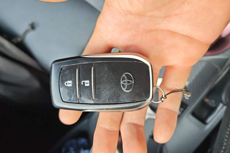 Used Toyota RAV4 2015 2.5L Automatic 4x4 Elite Edition
