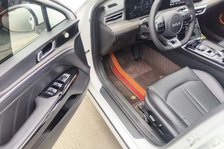 Used Kia K5 2021 270T CVVD Refreshed Edition Driver Seat